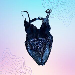 ICOLLECTION Black Lace & Floral Bodysuit Size Small (NWOT)